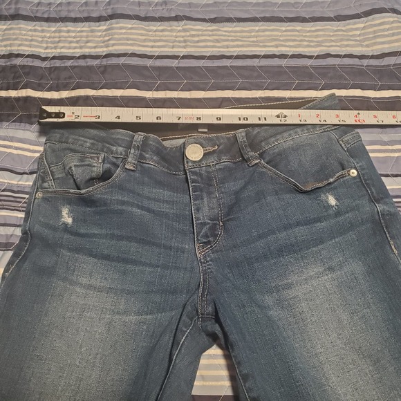 Wit & Wisdom Size 8 Petite (30x26.5) Ab Solution Skinny Slight Distressed Jeans - Picture 6 of 8
